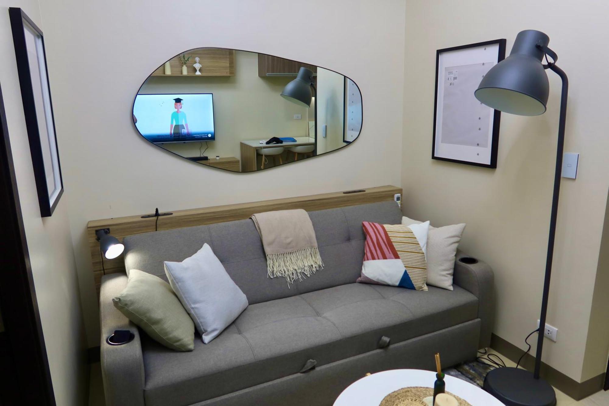 Park Mckinley West 1br Manila