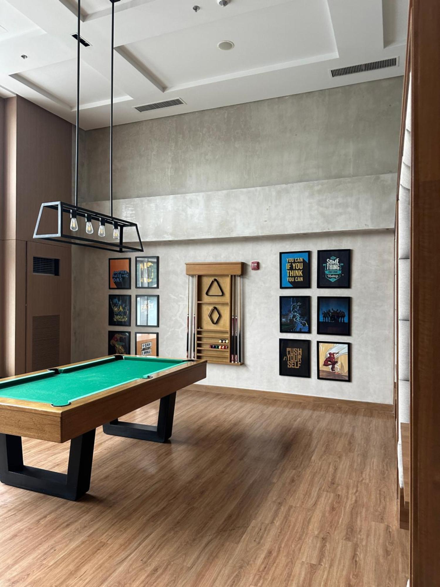 Park Mckinley West 1br Manila